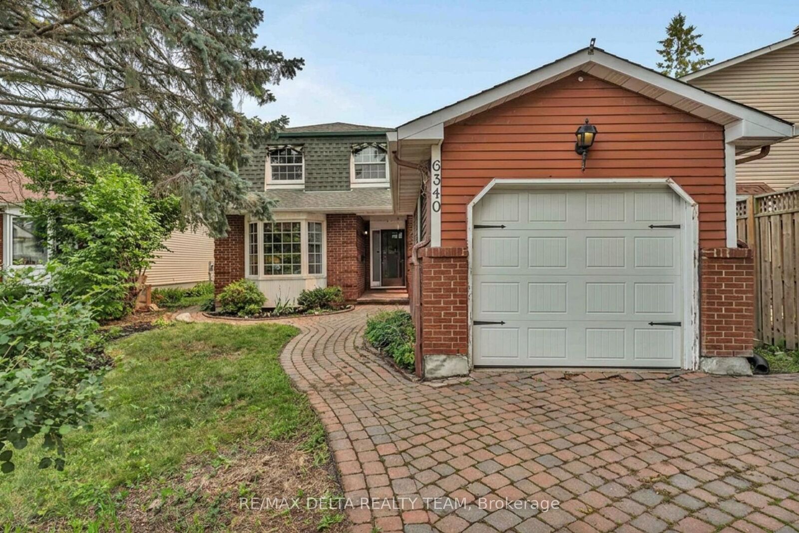 Property Photo:  6340 Fortune Drive  ON K1C 1Z6 