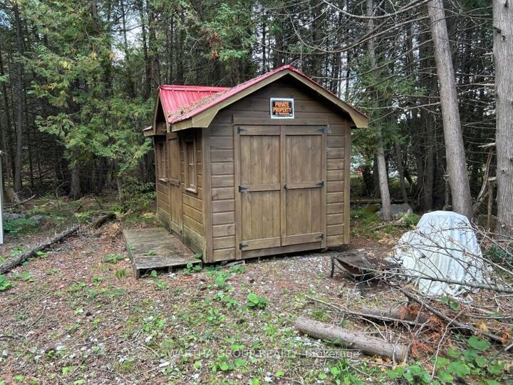 Property Photo:  176 Base Line Road  ON K0M 1K0 