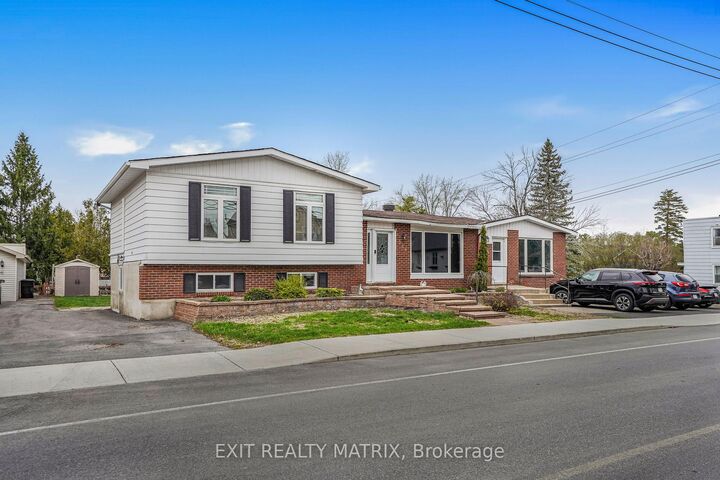 Property Photo: 916 King St Street ON K0B 1K0