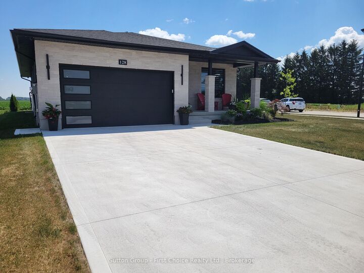 Property Photo:  128 Rowe Avenue  ON N0M 1S1 