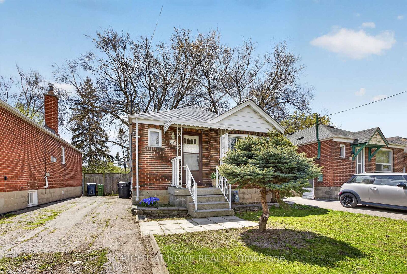 Property Photo: 77 Elma Street ON M8V 1X9