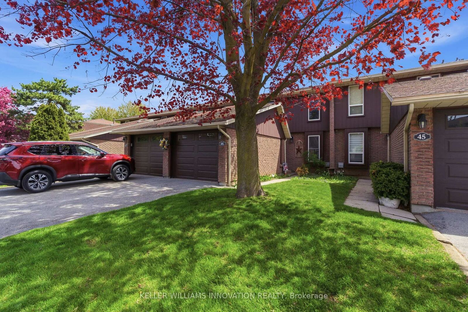 Property Photo: 122 Lakeshore Road 46 ON L2N 6N6