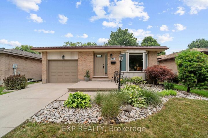 Property Photo:  103 Clara Crescent  ON N6E 3G7 