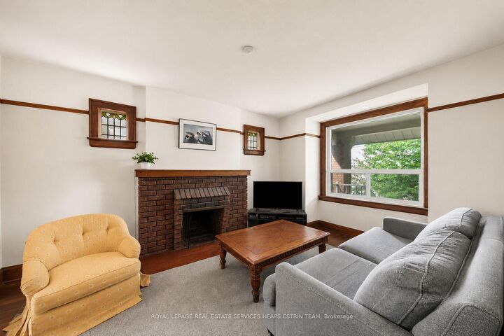 Property Photo:  95 Caithness Avenue  ON M4J 3X9 