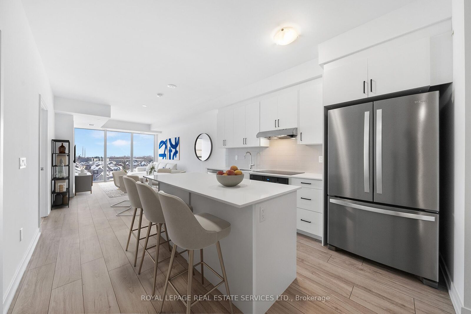 Property Photo: 1035 Southdown Road 705 ON L5J 0A2
