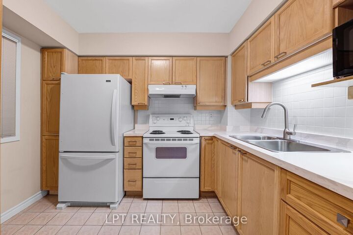 Property Photo: 115 Bonis Avenue 216 ON M1T 3S4