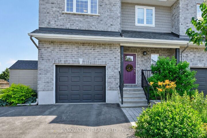 Property Photo:  657 Meadowridge Circle  ON K0A 1L0 