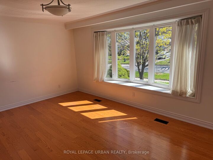 Property Photo: 126 Marilake Drive ON M1S 1V9