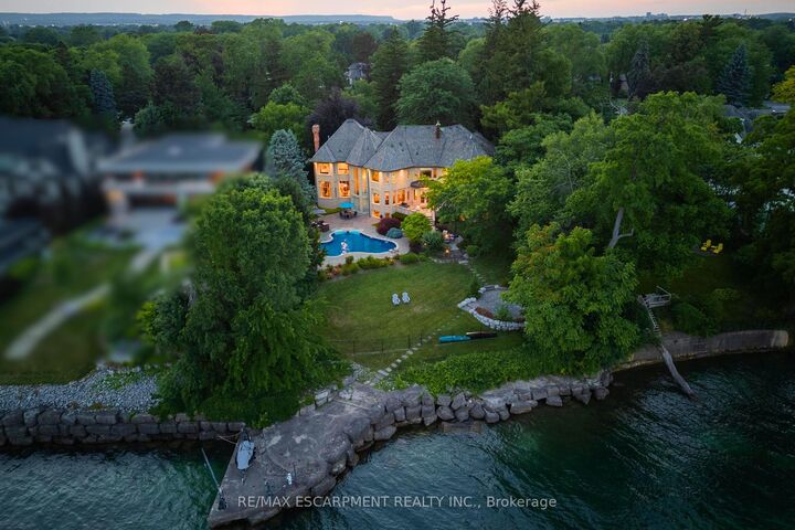 4038 Lakeshore Road — photo 1