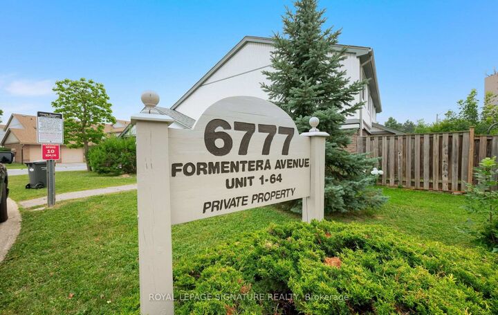 Property Photo: 6777 Formentera Avenue 28 ON L5N 2M3