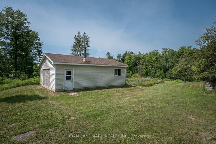 Property Photo: 26 Centre Millbridge Road ON K0K 1Y0