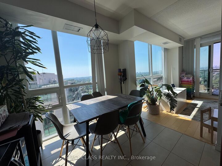 Property Photo:  88 Grangeway Avenue 2509  ON M1H 0A2 