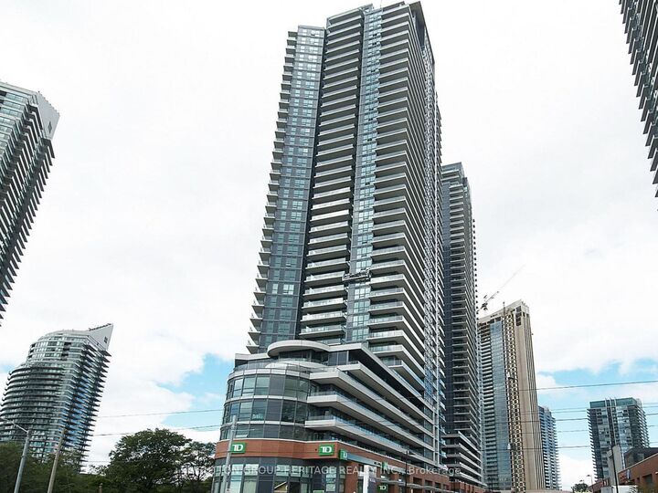2212 Lake Shore Boulevard W 907 — photo 1