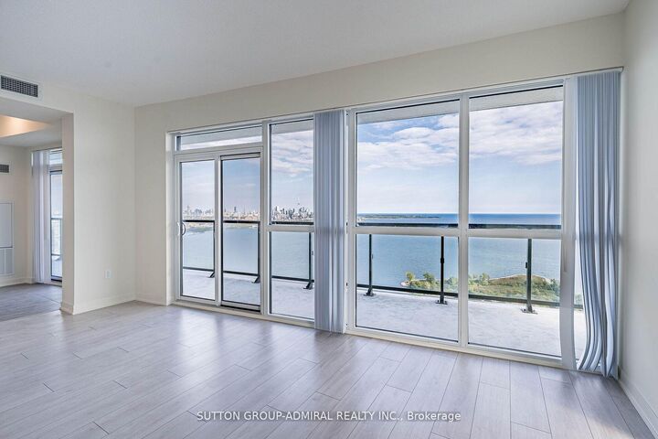 Property Photo: 38 Annie Craig Drive 4305 ON M8V 0G9