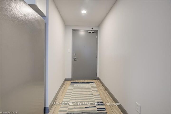 Property Photo: 258A Sunview Street 198 ON N2L 0H6