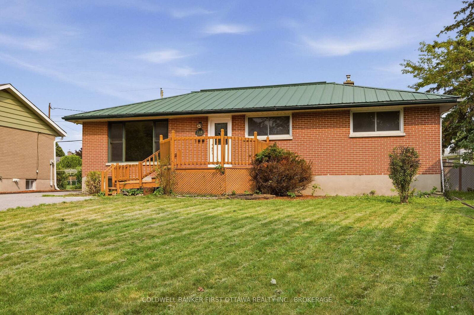 Property Photo:  110 Liddell Crescent  ON K7M 2T6 