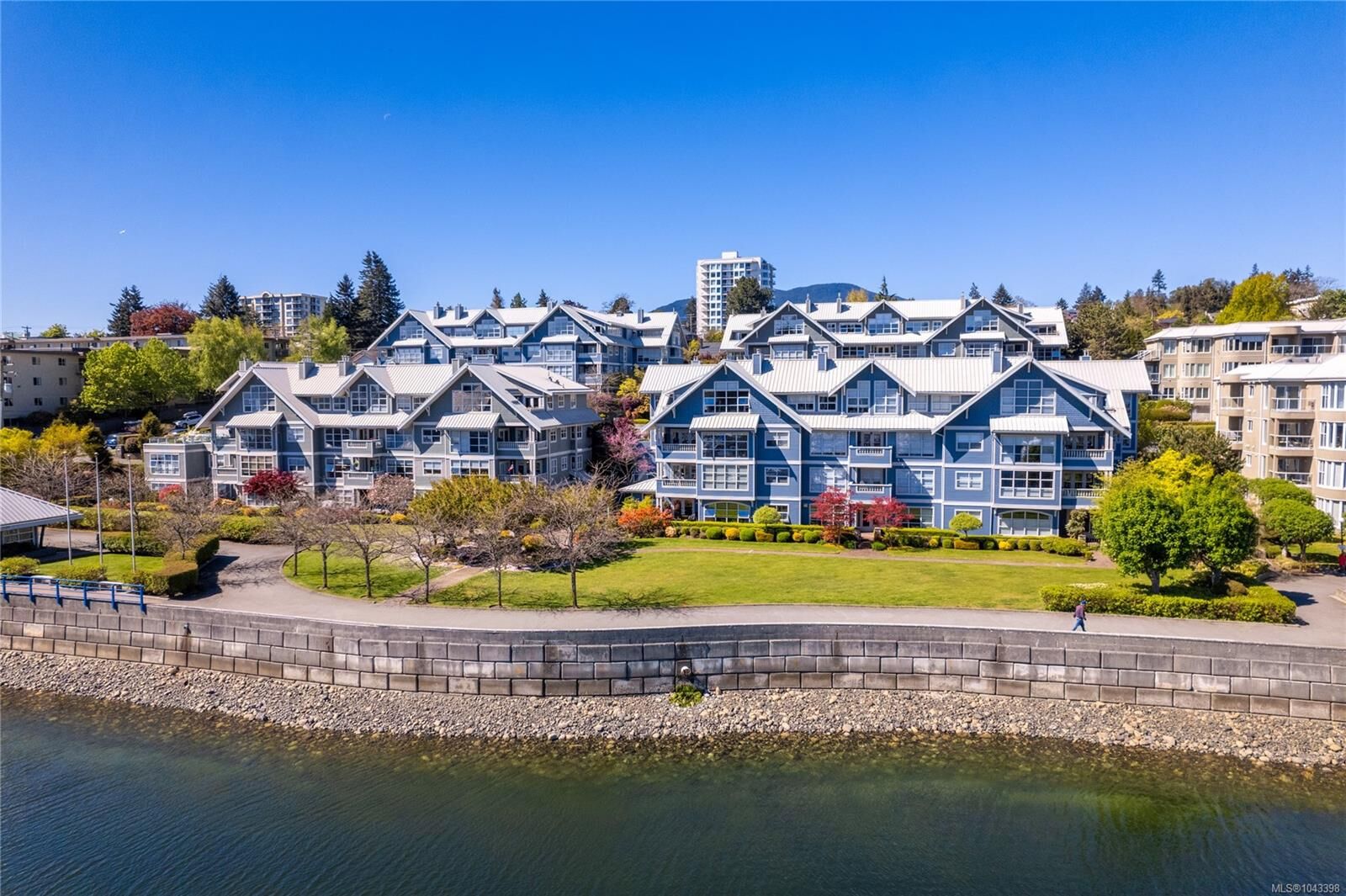 Property Photo: 550 Blue Girl Way #101 BC V9S 5T6