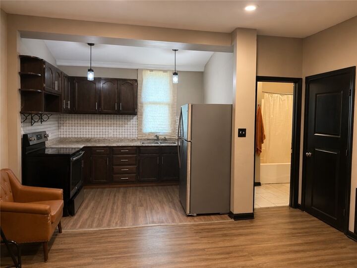 Property Photo:  1615 New York Ave  PA 15133 