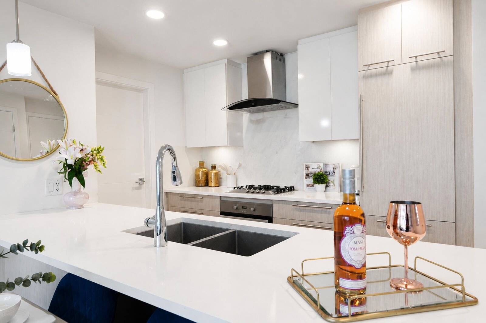 Property Photo:  4963 Cambie Street 304  BC V5Z 0H5 