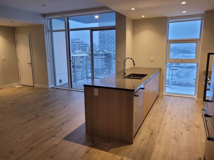 Property Photo: 3430 E Kent Avenue South 807 BC V5S 0G7