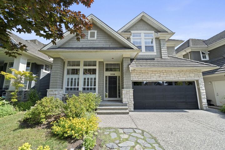 3528 Rosemary Heights Crescent — photo 1