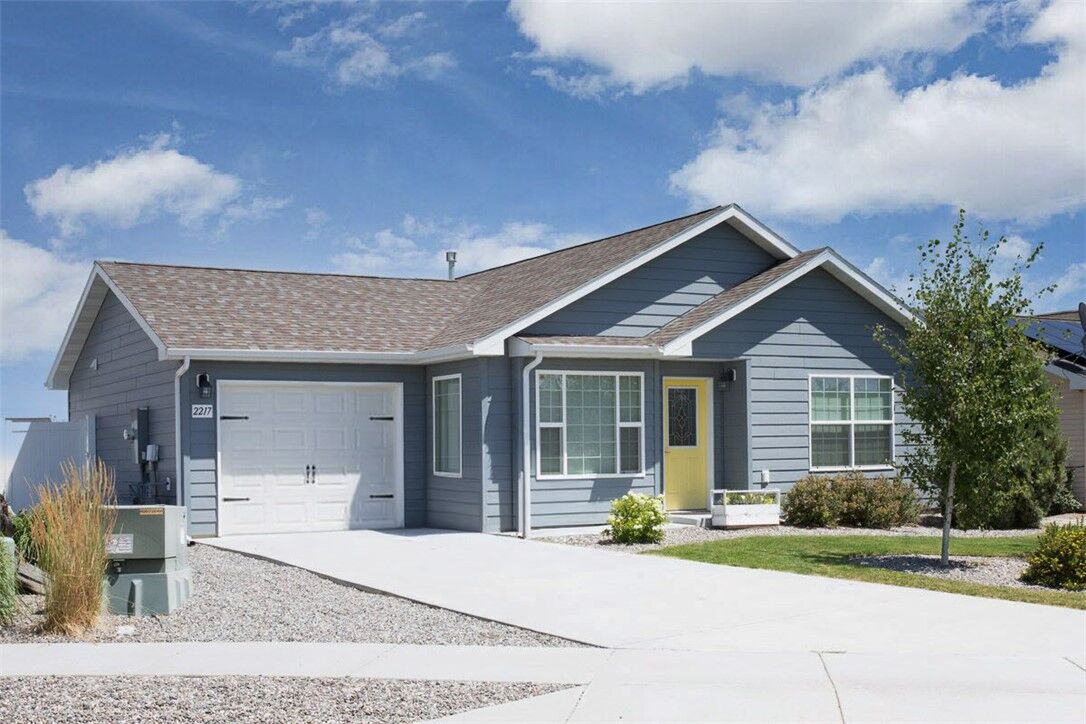 Property Photo:  2217 Sierra Vista Cir  MT 59105 