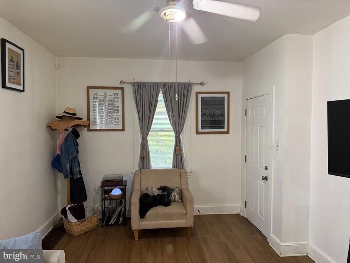 Property Photo: 1504 Willow Avenue PA 19027