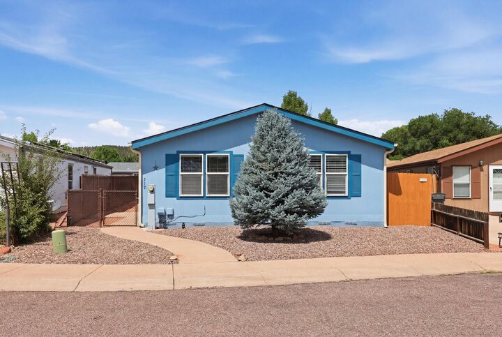 Property Photo: 217 S Houston Creek Circle AZ 85541