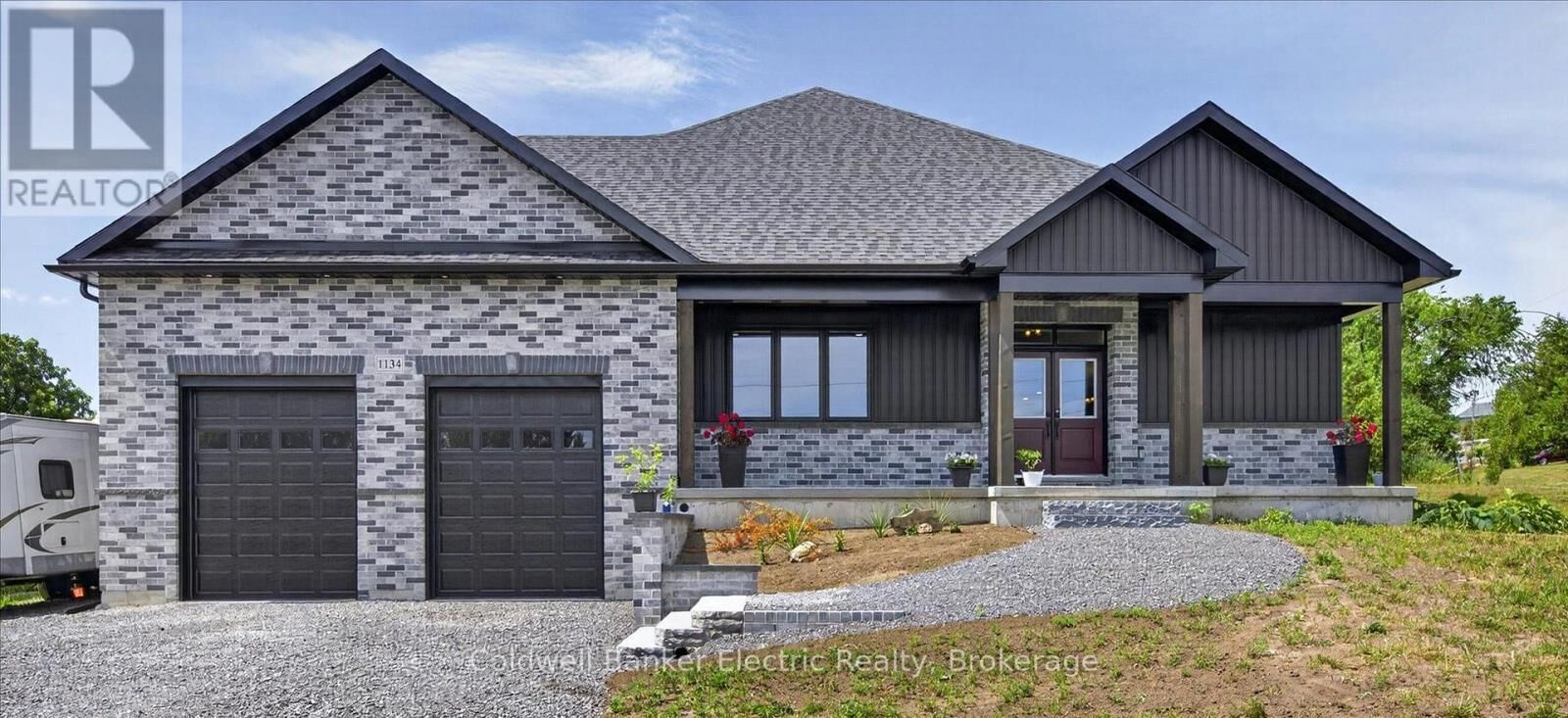 Property Photo: 1134 River Road ON K0L 1Y0