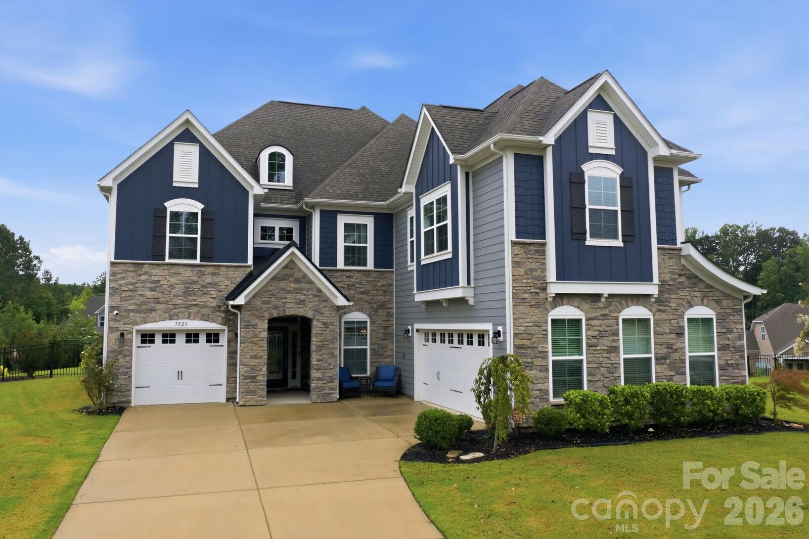 Property Photo:  7529 Slieveroe Court  NC 28078 