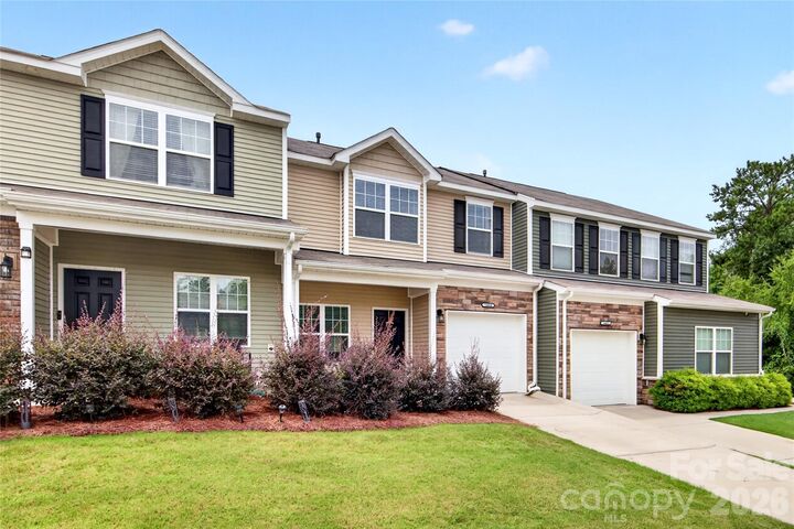 Property Photo:  14406 Targert Lane  NC 28278 
