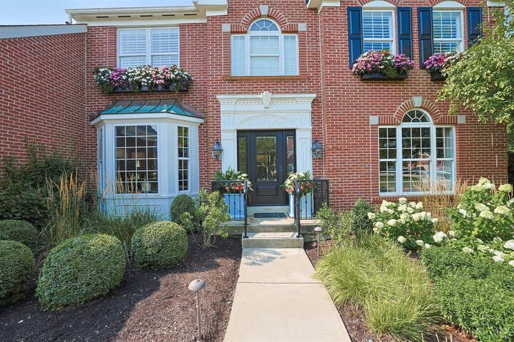 Property Photo: 5551 Richmond Park Drive OH 45040
