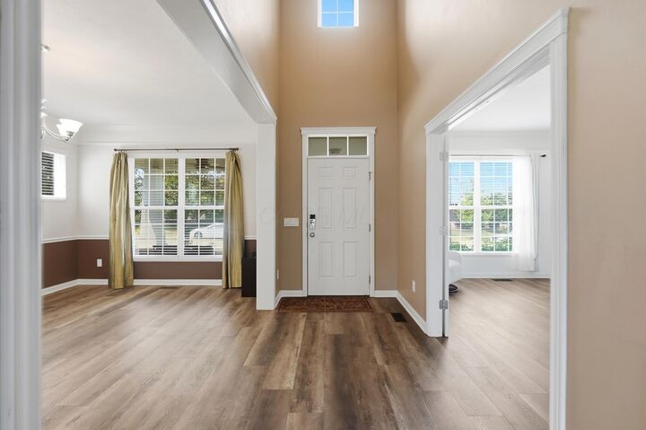 Property Photo: 1391 Scotsman Drive OH 43123