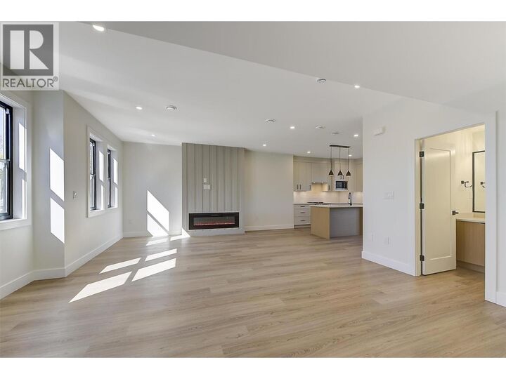 Property Photo:  3590 Redecopp Road 4  BC V4V 1X5 