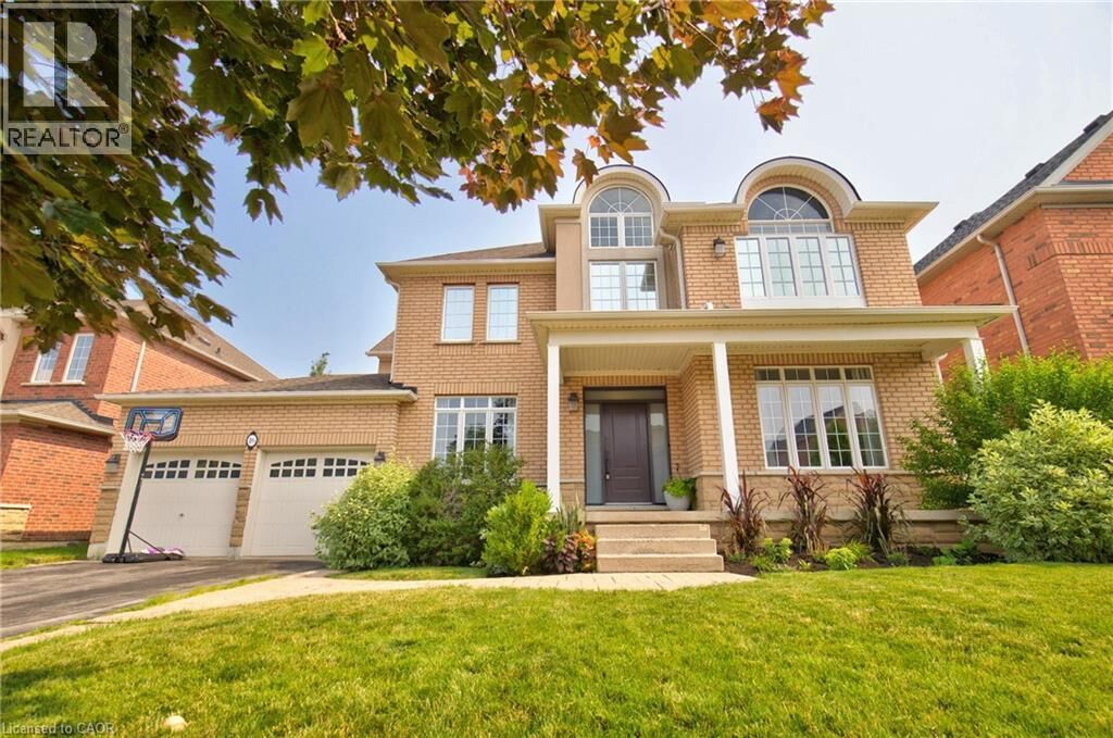 Property Photo: 16 Watercliff Place ON L8E 6E5