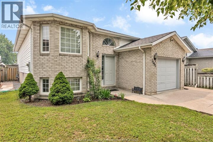 Property Photo: 1391 Fuller Crescent ON N8W 5S2