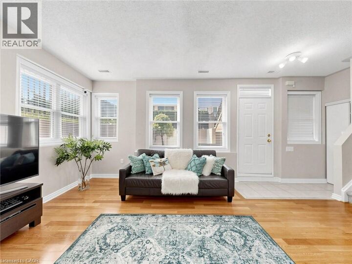 Property Photo: 760 Lawrence Avenue 76 ON M6A 3E7