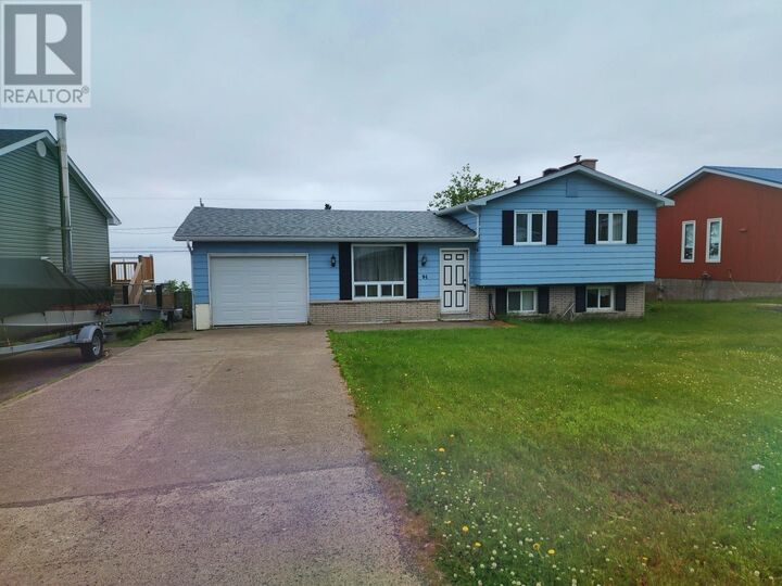 94 Lakeview Dr — photo 1