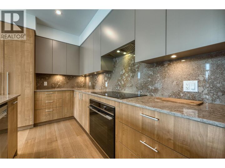 Property Photo: 9652 Benchland Drive 205 BC V4V 0C4