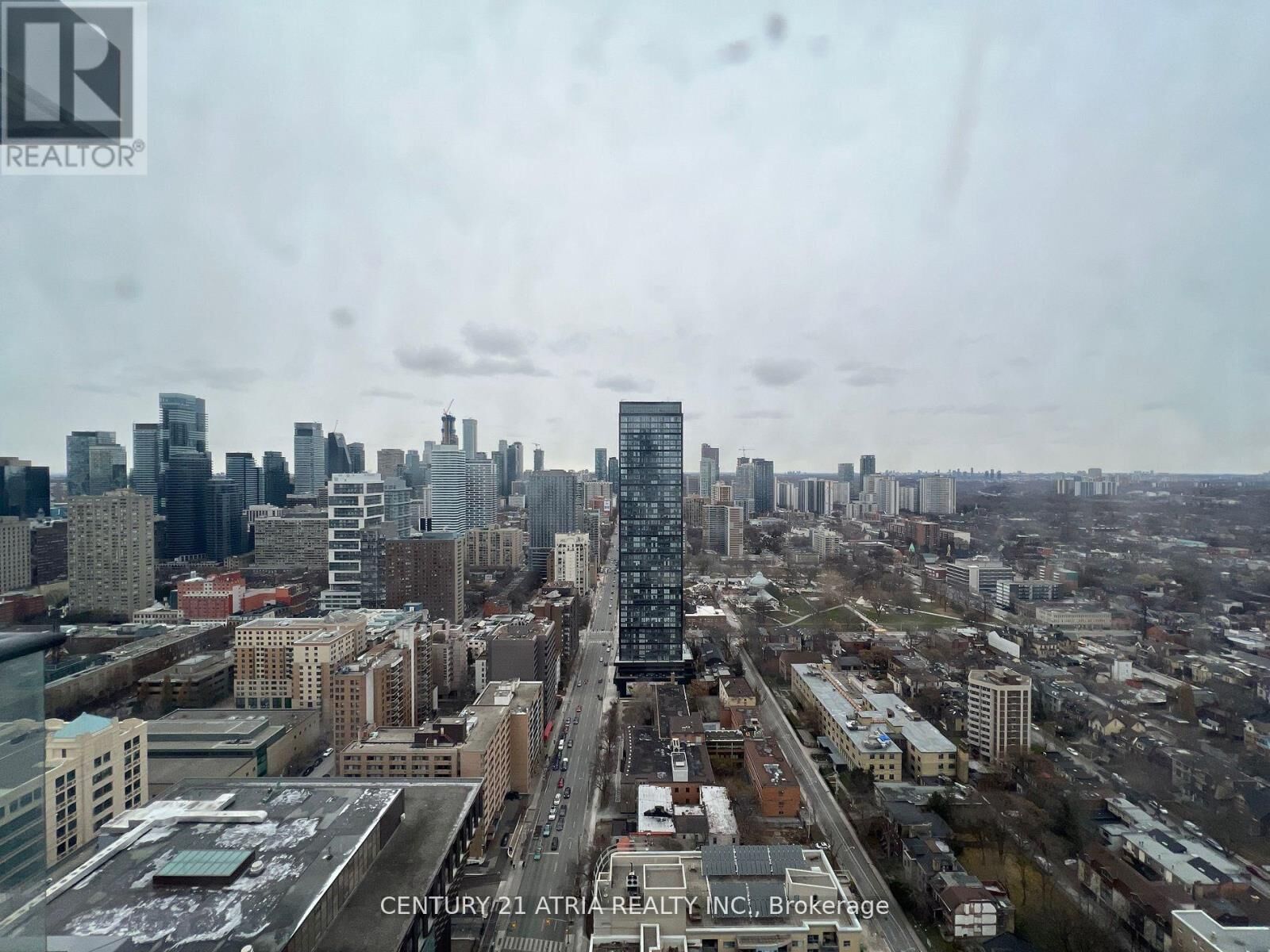 Property Photo: 251 Jarvis Street 4011 ON M5B 2C2