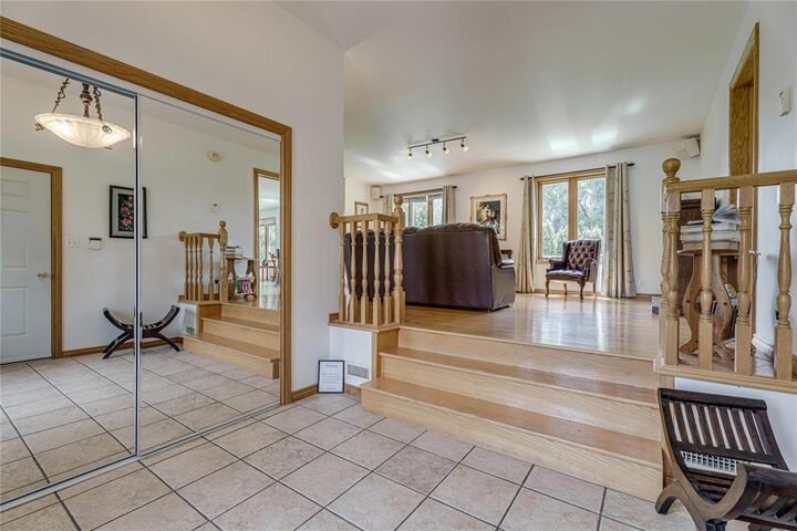 Property Photo: 394 Grassie Boulevard MB R3W 1G5