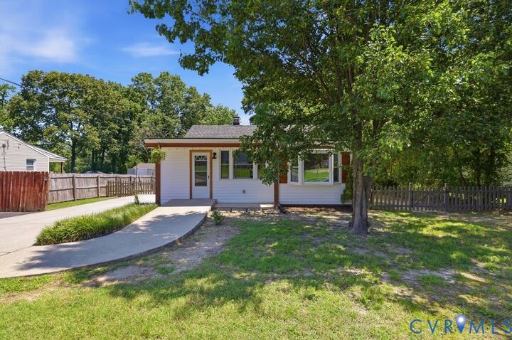 Property Photo:  15911 Edgewood Drive  VA 23831 