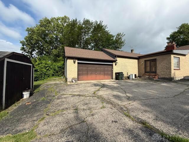 Property Photo: 4850 Dayton Liberty Road OH 45417