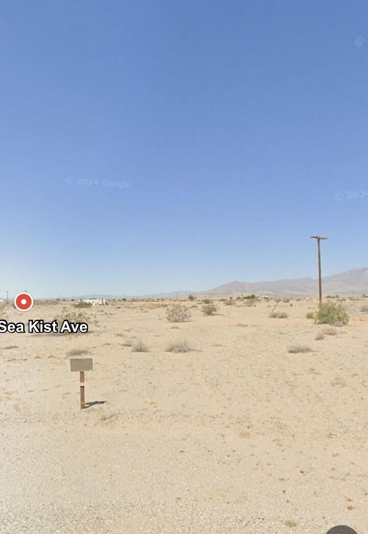 Property Photo: 1315 Sea Kist Avenue CA 92274