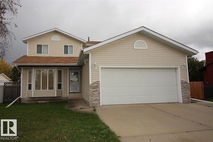 4011 40 Street — photo 1