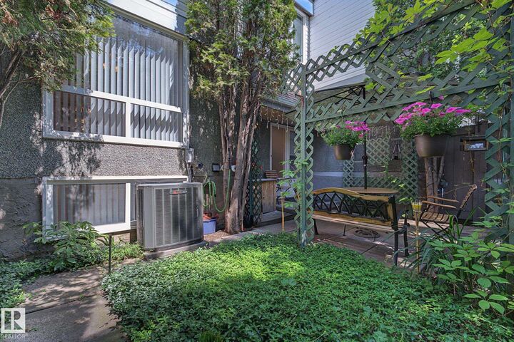 Property Photo: 895 Erin Place NW AB T5T 1M6