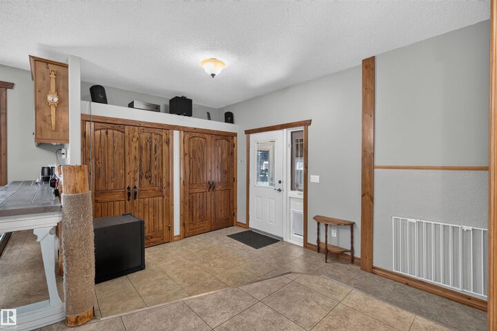 Property Photo: 46319 Sec Hwy 854 AB T0B 0J0