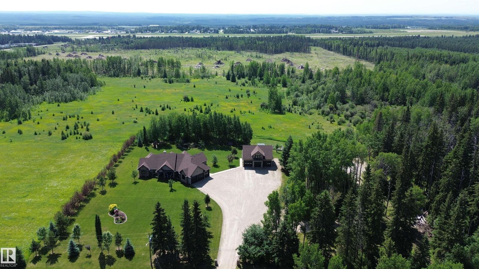 Property Photo: 6663 15 Ave AB T7E 1S3