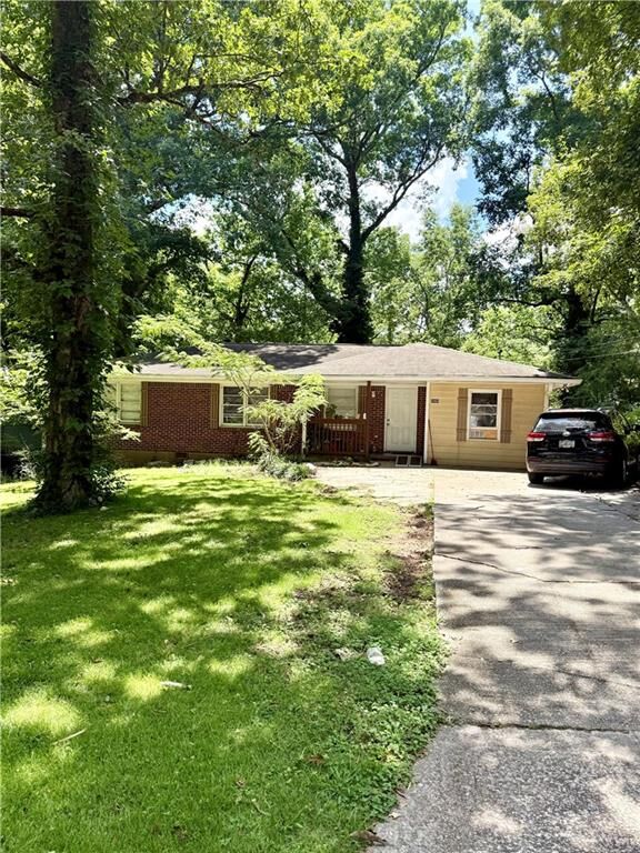 Property Photo: 3969 Kirksford Drive GA 30035