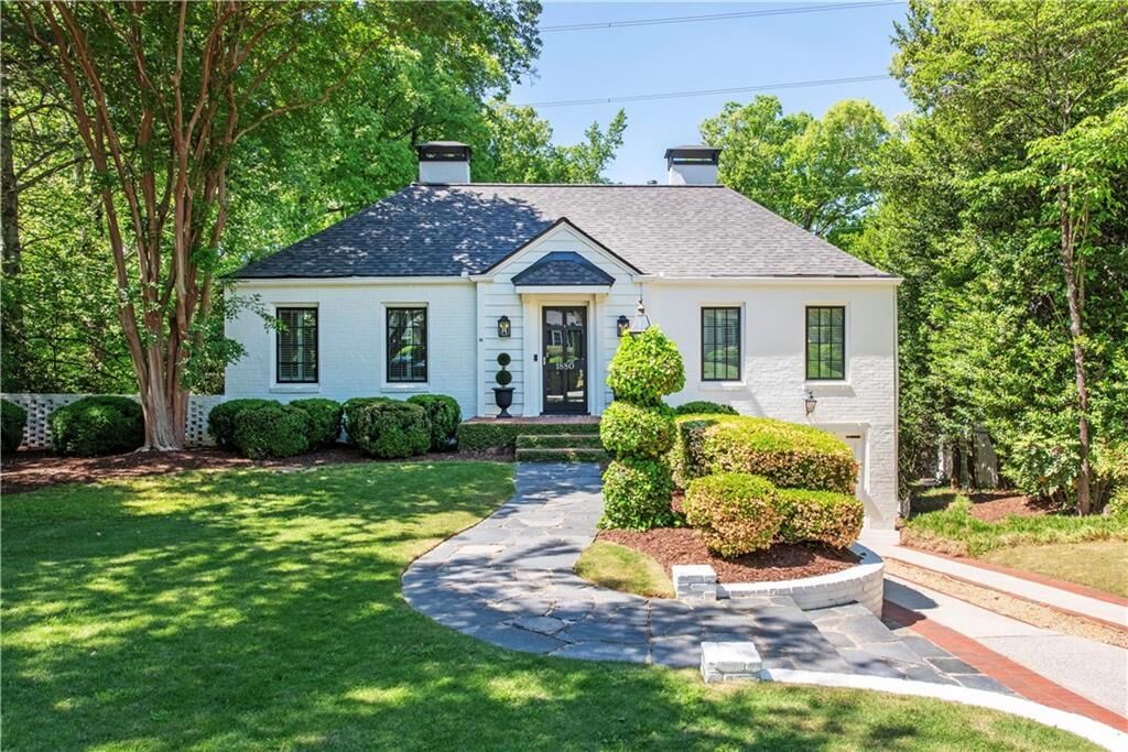 Property Photo: 1880 Greystone Road NW GA 30318